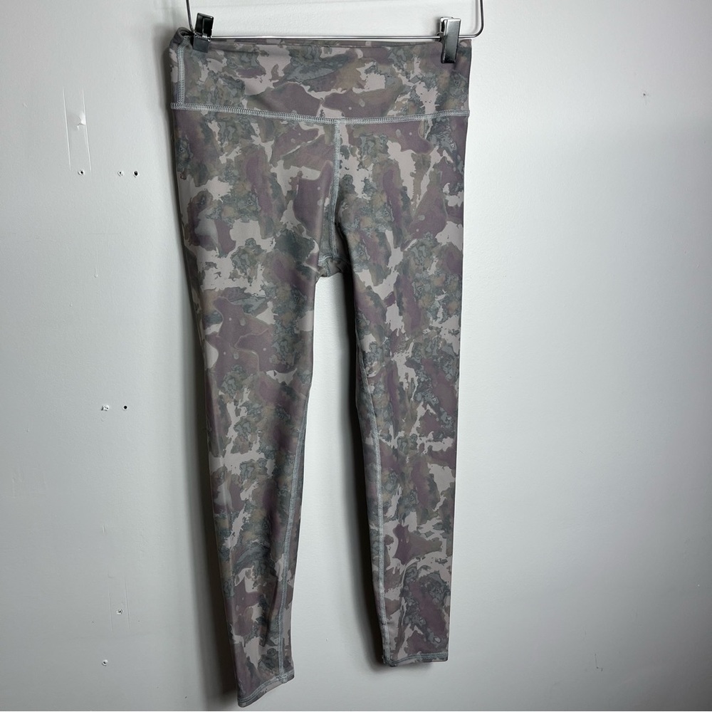 Becco Camouflaged Print leggings size Large 1373
